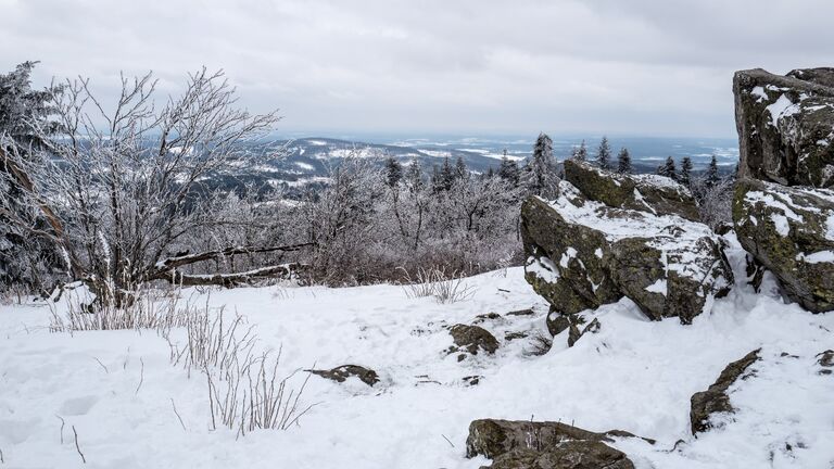 Der Feldberg im Taunus zeigte sich am vergangenen Wochenende noch einmal schneebedeckt. 