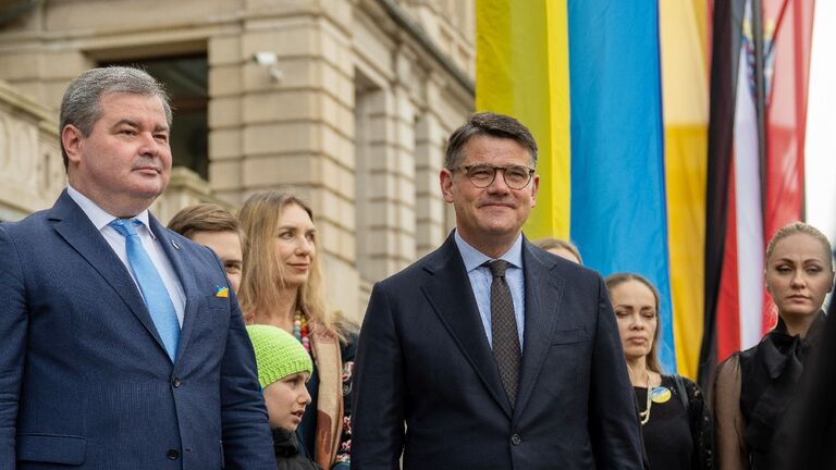Ministerpräsident Boris Rhein Und Der Generalkonsul Der Ukraine, Vadym Kostiuk