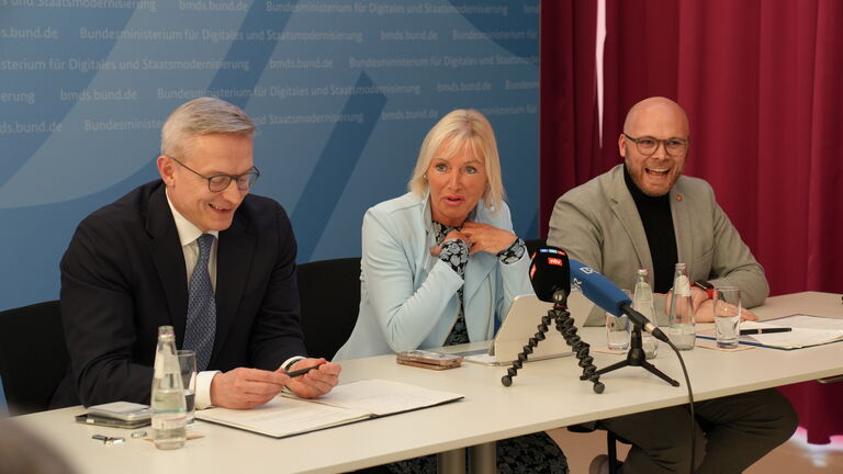 PK von Dr. Karsten Wildberger, Hessens Digitalministerin Prof. Dr. Kristina Sinemus und dem bayerische Digitalminister Dr. Fabian Mehring
