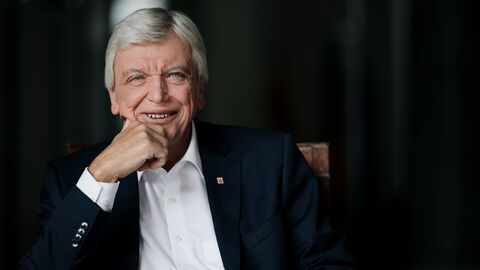 Portrait Ministerpräsident Bouffier Portrait Ministerpräsident Bouffier