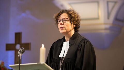 Bischöfin Dr. Beate Hofmann bei Gedenkfeier, Volkmarsen Bischöfin Dr. Beate Hofmann bei Gedenkfeier, Volkmarsen