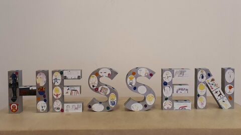 Kleine Hessen-Buchstaben des Kinder- und Familienzentrums Rheinstrasse in Griesheim Kleine Hessen-Buchstaben des Kinder- und Familienzentrums Rheinstrasse in Griesheim