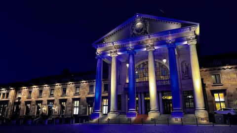 Konzert des Kyiv Symphony Orchestra vor dem Wiesbadener Kurhaus