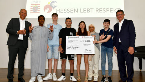 Ausgezeichnete Schülerwettbewerb Hessen lebt Respekt  Ausgezeichnete Schülerwettbewerb Hessen lebt Respekt