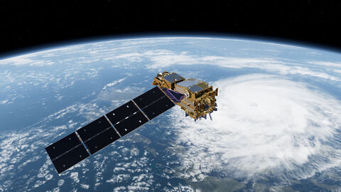 Neuer MetOp-Wettersatellit hilft beim Vorhersagen des Wetters Ein Satellit im Weltraum fliegt über der Erde