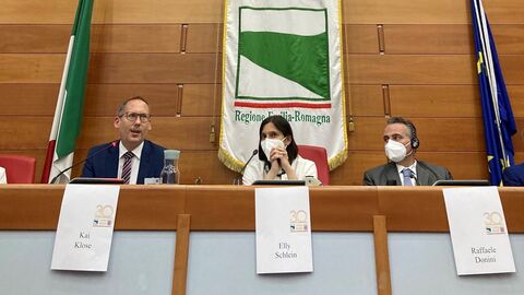 Sozialminister Kai Klose zieht positives Fazit Sozialminister Kai Klose, Regional-Vizepräsidentin Elly Schlein und Gesundheitsminister Raffaele Donini