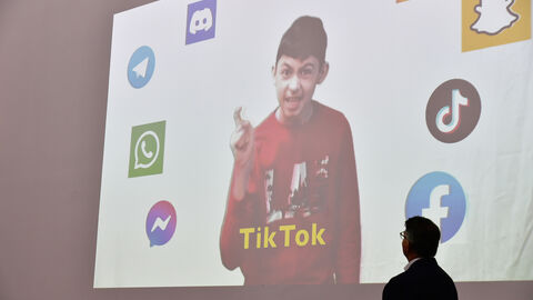 Schülerwettbewerb  Teilnahmebeitrag des Schülerwettbewerbs