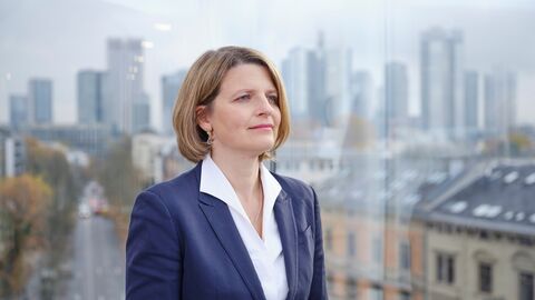 Dr. Köhler-Geib  Dr. Köhler-Geib