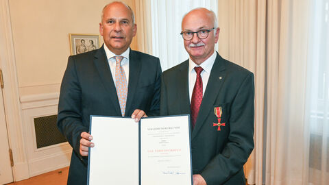 Roman Poseck und Martin Dietz  Innenminister Roman Poseck mit Martin Dietz
