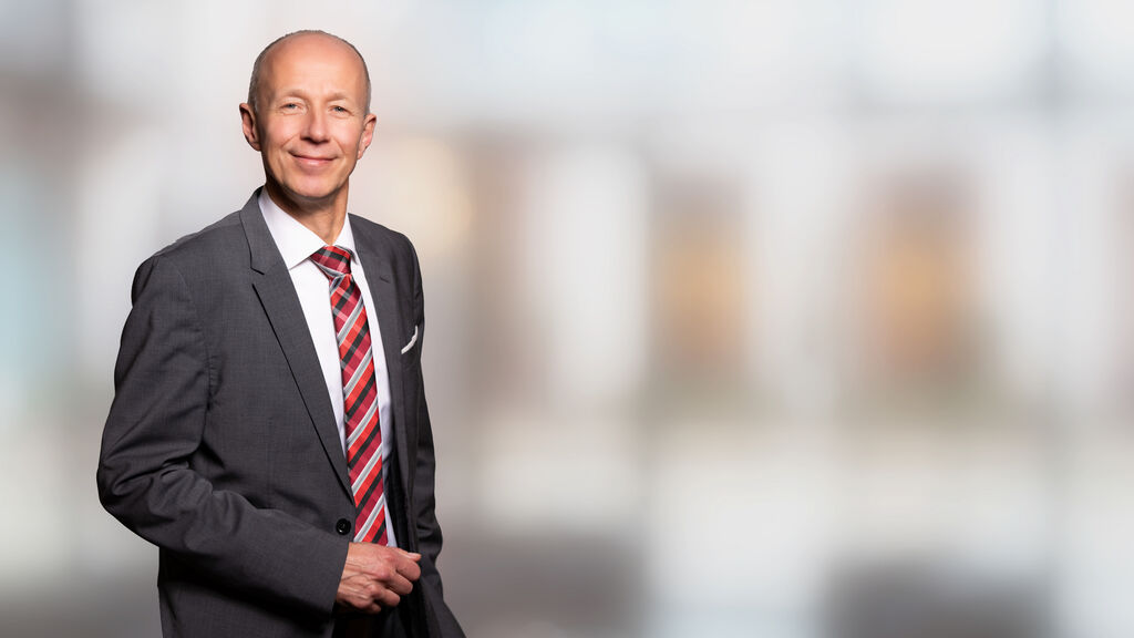 Armin Schwarz Bildungs-Minister Schwarz